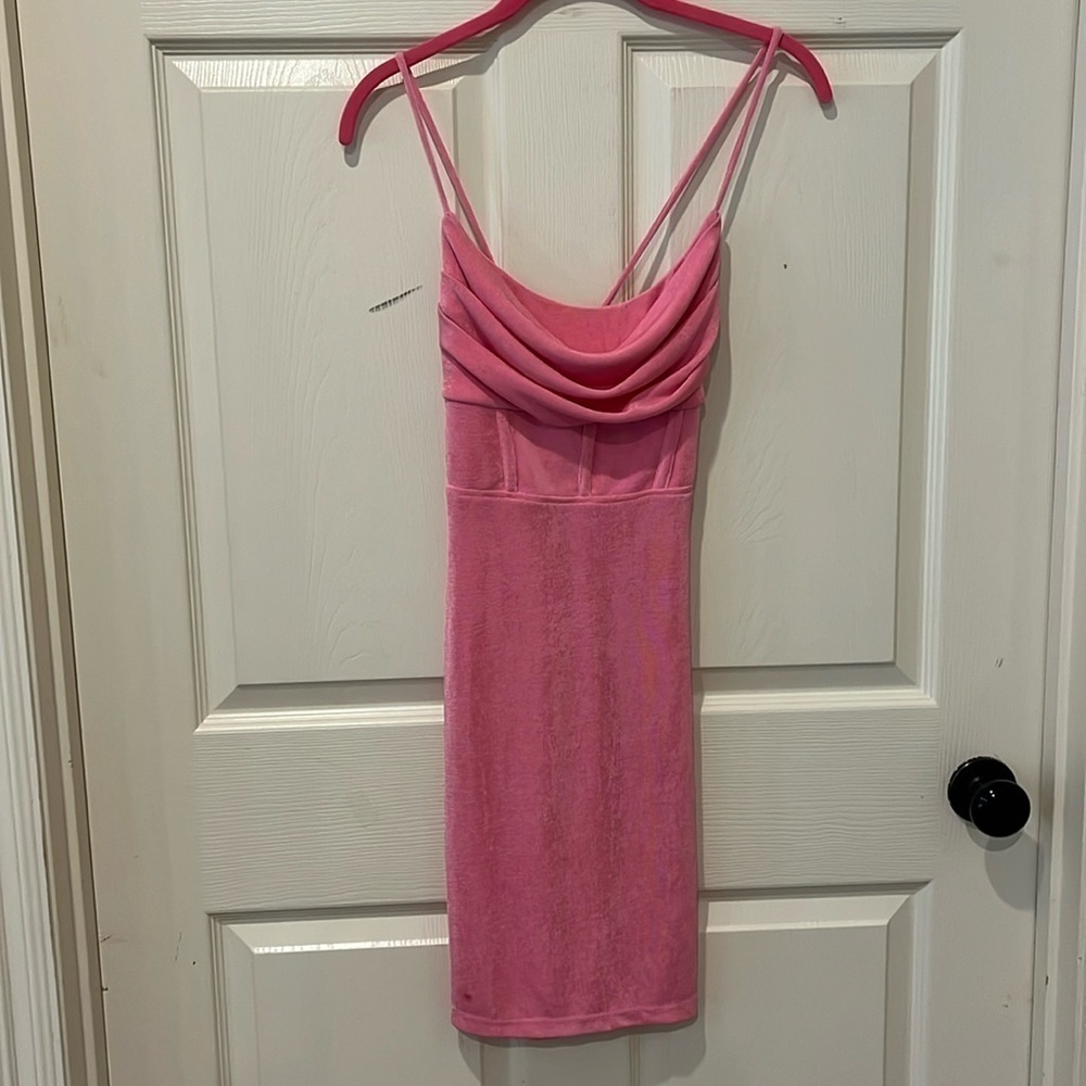 Holly Molly pink mini dress, size 4 🔵
